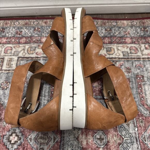 Sofft Mirabelle platform sandals size 8 M Brown Leather crisscross straps NEW - Picture 6 of 7